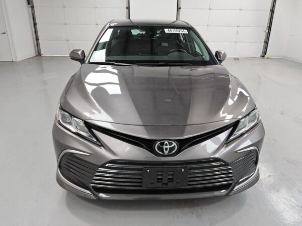 2023 TOYOTA CAMRY LE - Imagen 5